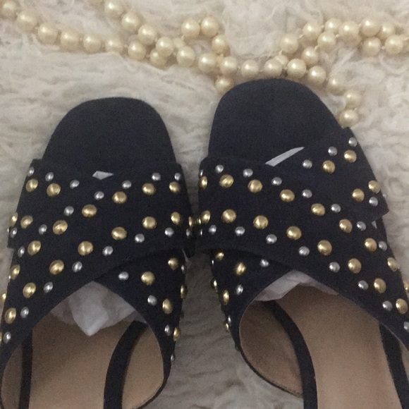 NIB • ANN TAYLOR Mariah Suede Open Toe Stud Mule - Picture 8 of 13